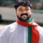 राज्य सरकारने जनतेची, शेतकऱ्यांची घोर निराशा केली; विरोधकांचे विधीमंडळाच्या पायऱ्यांवर निषेध आंदोलन