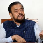 धनंजय मुंडेंच्या राजीनाम्याची माहिती सभागृहाला न देणाऱ्या मुख्यमंत्र्यांवर हक्कभंग आणणार…..!