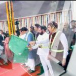 MIDC land scam : अंबरनाथमध्ये औद्योगिक भूखंडाचा घोटाळा : प्यारेलाल टेक्सटाईल्सची नफेखोरी; भूखंडाचे केले ६३ तुकडे, MIDC सुस्त 