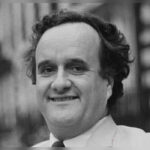 Mahad : निकृष्ट दर्जाच्या कामामुळे काळ नदीवरील कुंभे–शिवथर बंधाऱ्याला गळती