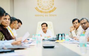 वनमंत्री गणेश नाईक यांच्या अध्यक्षतेखाली महाराष्ट्र वन विभागाची मानव-वन्यजीव संघर्षावरील बैठक