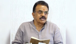 Shiv Sena leader Sanjay Nirupam addressing a press conference on the Nashik TCS case and demanding a probe into alleged international links.