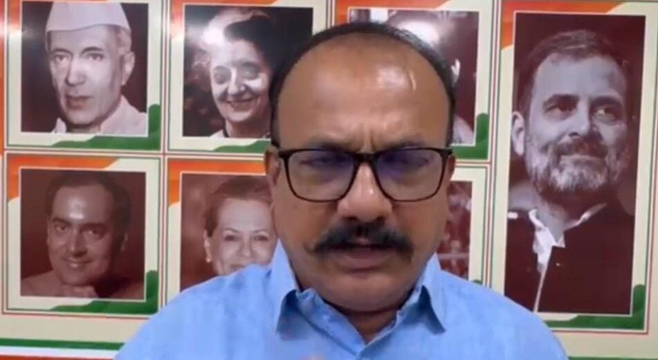 ऑपरेशन ब्ल्यू स्टार संदर्भातील वक्तव्यावर प्रतिक्रिया देताना काँग्रेस प्रदेशाध्यक्ष हर्षवर्धन सपकाळ पत्रकार परिषदेत बोलताना.