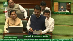 मुख्यमंत्री देवेंद्र फडणवीस विधानसभेत नियम २९३ अंतर्गत प्रस्तावावरील चर्चेला उत्तर देताना