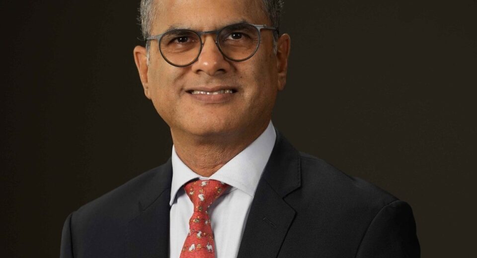 शिरीष गोडबोले यांची इंडियन REIT्स असोसिएशन (IRA) च्या अध्यक्षपदी नियुक्ती झाली असून, ते सध्या नॉलेज रिअॅल्टी ट्रस्टचे मुख्य कार्यकारी अधिकारी (CEO) आहेत.