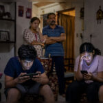 धनुष्यबाणाचा जवळपास ३७ वर्षांचा प्रवास : चिन्ह गेले, पण ‘शिवसेना कुणाची?’ हा प्रश्न कायम….!