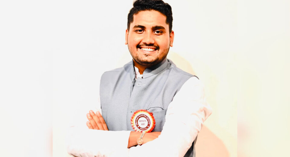महाराष्ट्रातील तीन वर्षीय LLB प्रवेश प्रक्रियेतील मान्यता अडचणी सोडवण्याची मागणी करणारे अभाविपचे मुंबई पदाधिकारी